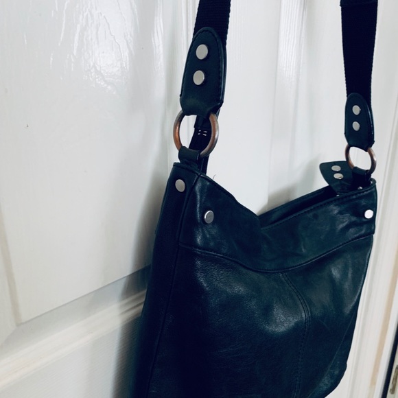Ellington Bags Ellington Black Leather Crossbody Bag Poshmark